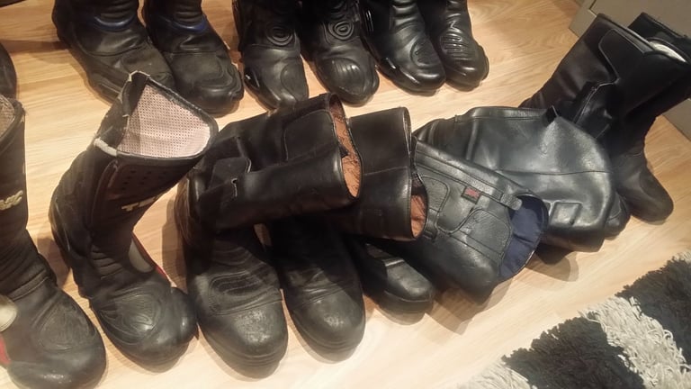 East London Motorcycle Clothing – ALL TYPES – SEE PHOTOS – EAST LONDON - 735