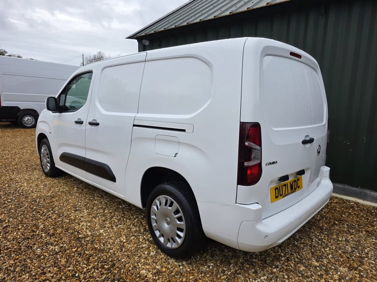 2021 Vauxhall Combo 2300 1.5 Turbo D 100ps L2 H1 Sportive Van * PLUS VAT *  PANEL VAN Diesel Manual