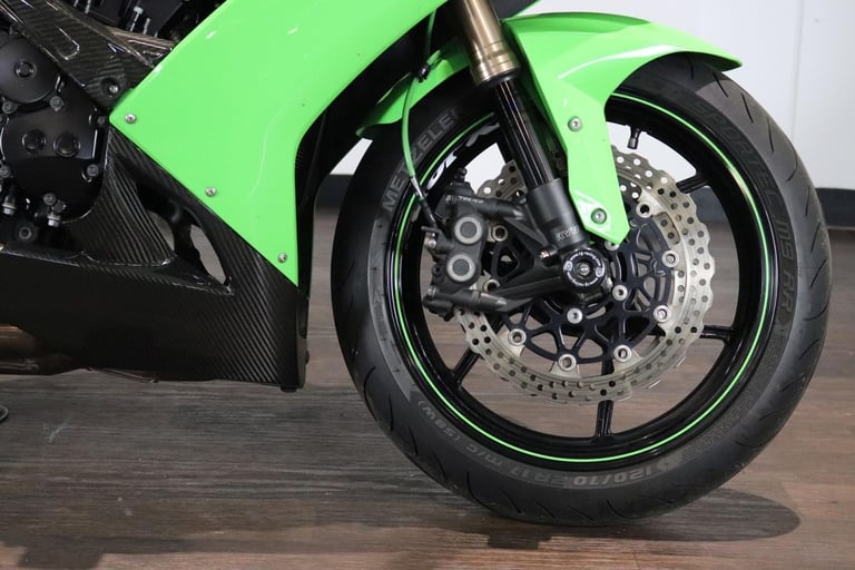 Kawasaki ZX10R - 2009 - THE BEST ZX10R YOU WILL SEE 