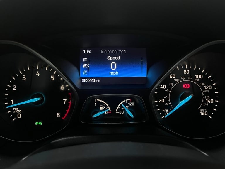 2016 Ford Focus 1.0 EcoBoost 125 Titanium 5dr HATCHBACK PETROL Manual