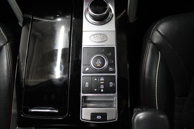 2019 Land Rover Discovery 3.0 SD V6 HSE Luxury Auto 4WD Euro 6 (s/s) 5dr ESTATE Diesel Automatic