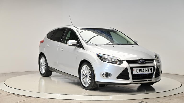 2014 Ford Focus 1.6 TDCi Zetec Euro 5 (s/s) 5dr HATCHBACK Diesel Manual