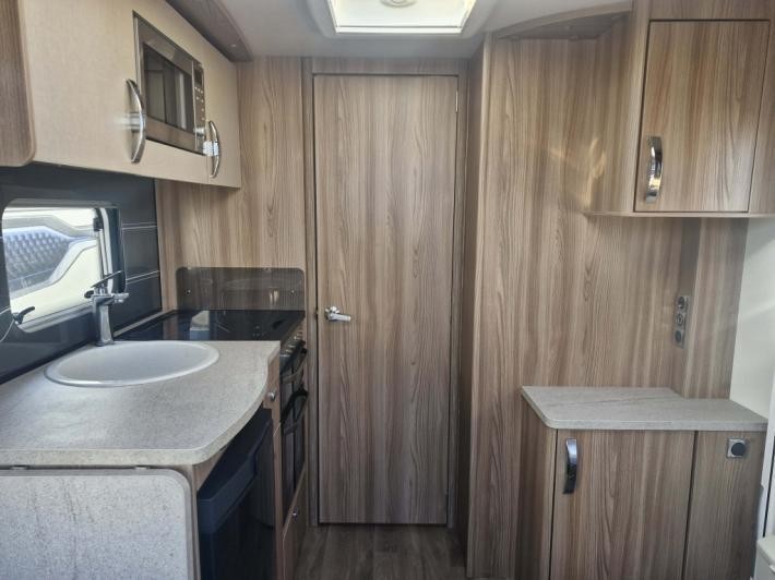 2018 Swift Challenger 560 Used Caravan