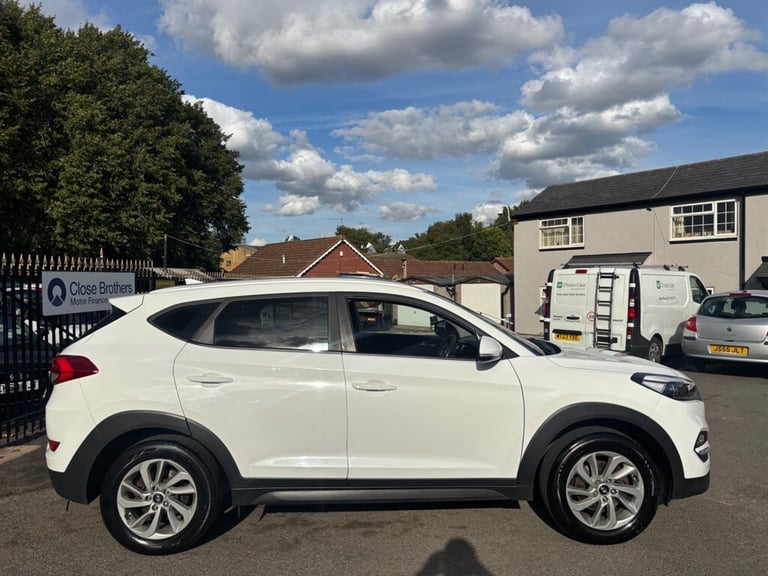 2018 Hyundai TUCSON 1.6 GDi Blue Drive SE Nav 5dr 2WD ESTATE PETROL Manual