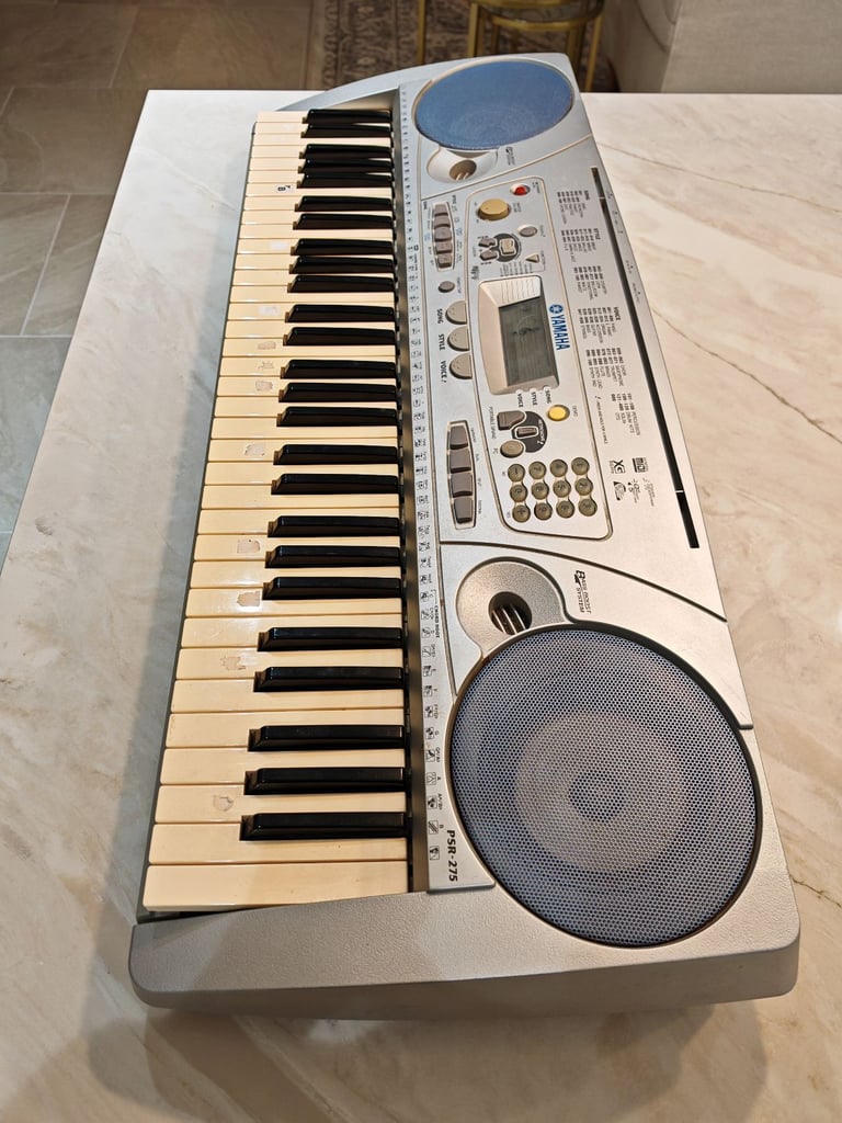Yamaha PSR-275 Keyboard