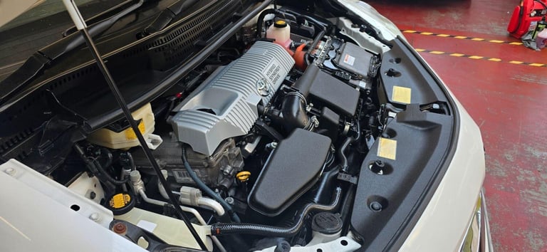 2011 Toyota Prius+ 7 SEATS +MODELESTA BODY KIT+AUTO ANDROID  Petrol/Electric Hybrid Automatic