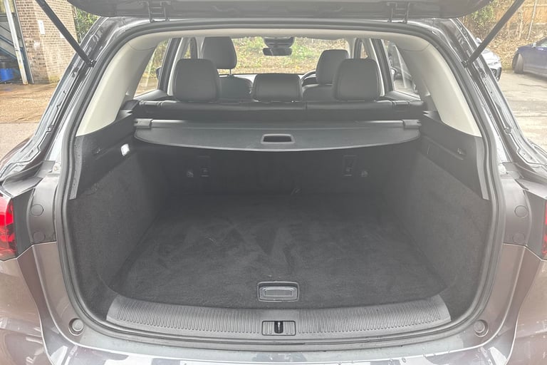 2024 MG MG HS 103407 Hatchback Automatic