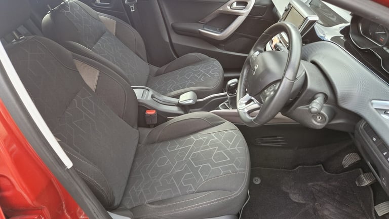 2015 (65) PEUGEOT 2008 1.6 BlueHDi Active - 2 Keys - ULEZ Compliant 