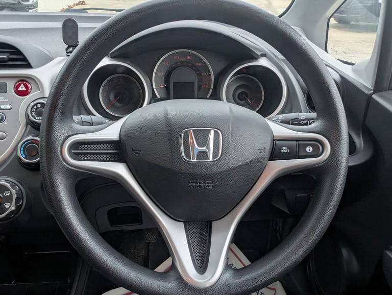 2011 Honda Jazz 1.2 i-VTEC Si 5dr HATCHBACK PETROL Manual