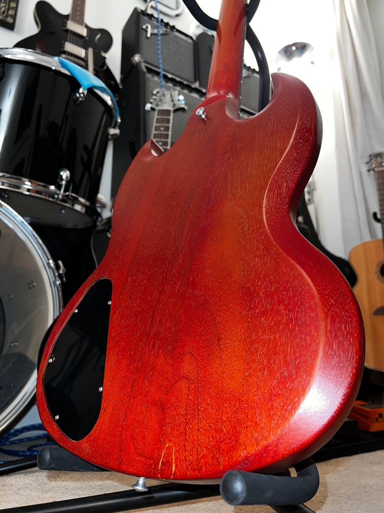 GIBSON SG SPECIAL (2004) – FADED BROWN – HISCOX HARD CASE – PRICED TO SELL