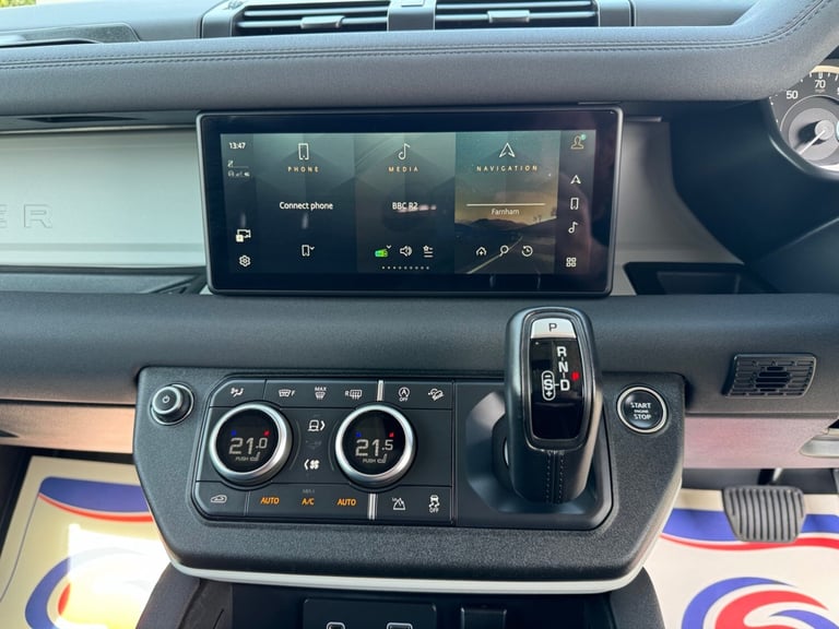 2023 Land Rover Defender 90 3.0 D250 MHEV Hard Top Fuji White - 14,825 Miles 