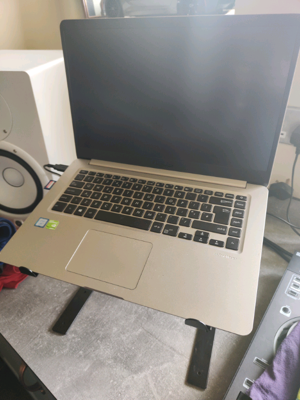 Gorilla laptop stand