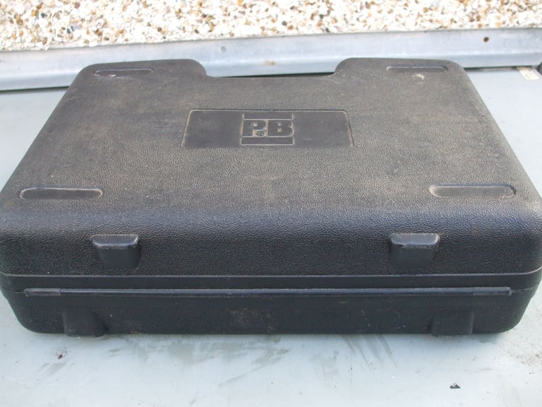 CORDLESS HAMMER DRILL & DRILL SET