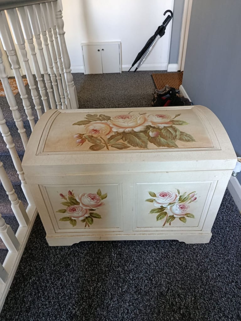 image for Antique Chester draw 