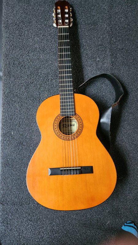 This beautiful Spanish guitar by Ritmo
