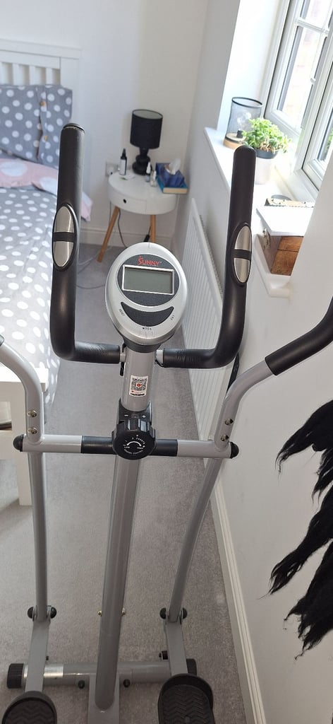 Cross trainer 