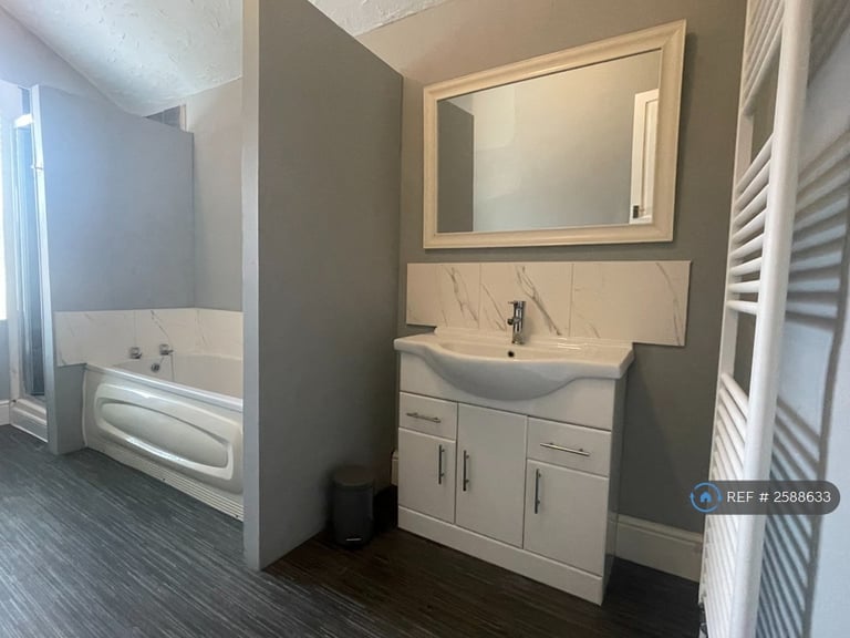 2 bedroom house in Lower Ford Street, Coventry, CV1 (2 bed) (#2588633)