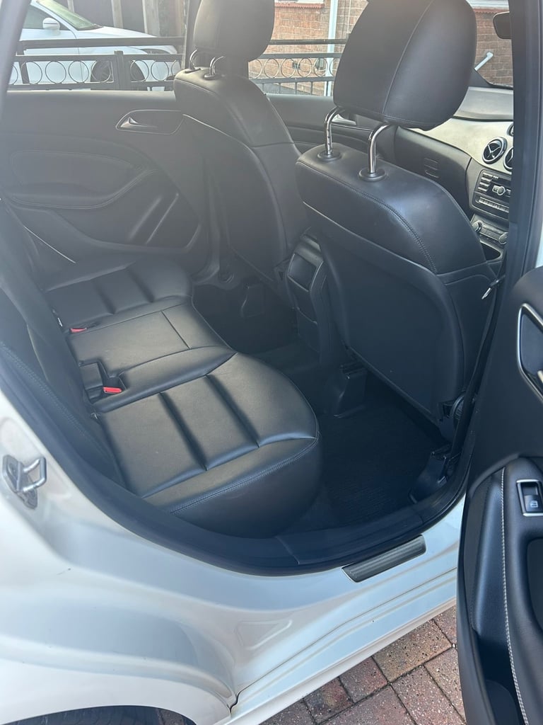 Mercedes-Benz, B CLASS, MPV, 2012, Manual, 1796 (cc), 5 doors