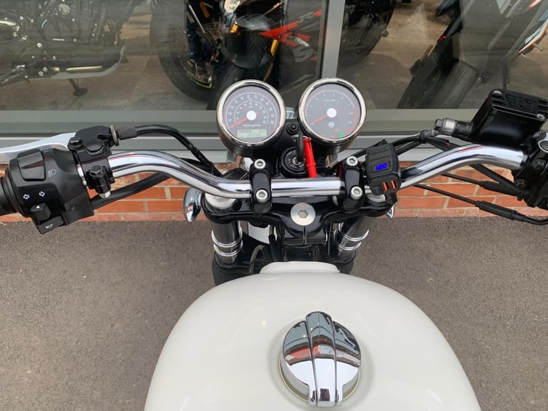 Royal Enfield INTERCEPTOR INT 650 - 2YEAR WARRANTY 