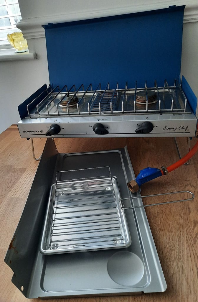 Campingaz 5800W Camping Gas Stove Including Hose And Grill Pan Hardly Used 