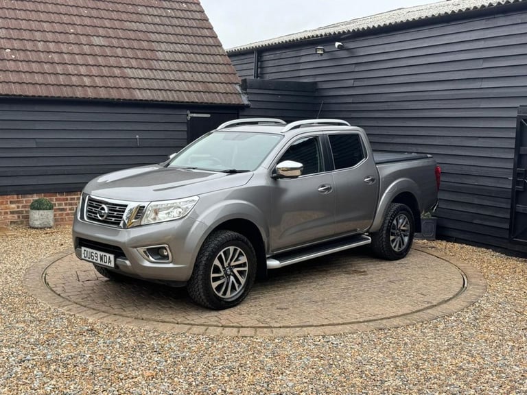 2019 Nissan Navara Double Cab Pick Up Tekna 2.3dCi 190 4WD Auto PICK UP DIESEL Automatic