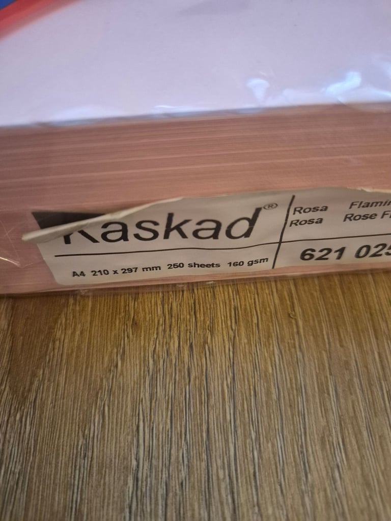 8 packs coloured paper 