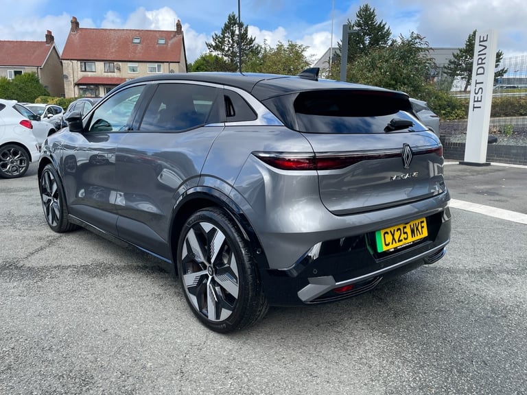 2025 Renault Megane E Tech EV60 160kW Techno Comfort Range 60kWh 5dr Auto Hatchback Electric Auto...