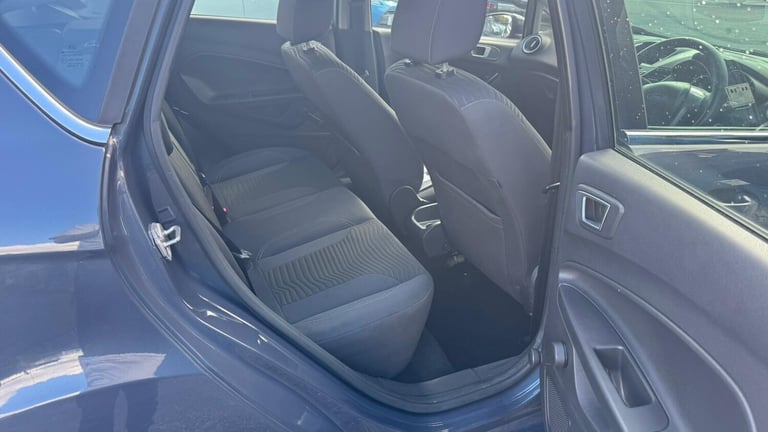 2013 Ford Fiesta ZETEC Hatchback Petrol Manual