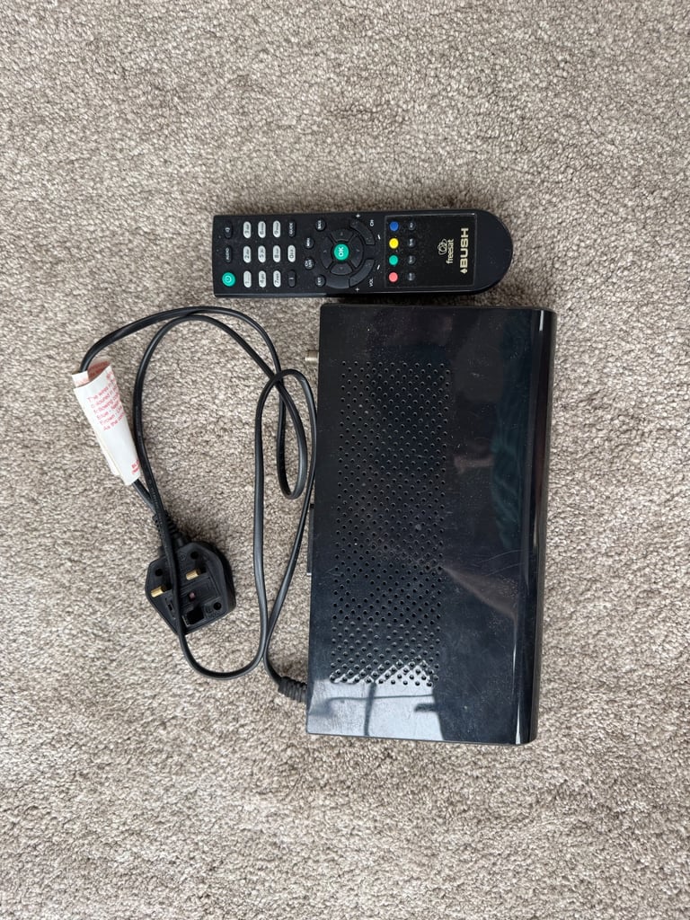 image for Bush BFSAT02SD Freesat SD Digital Satellite TV Receiver with Remote