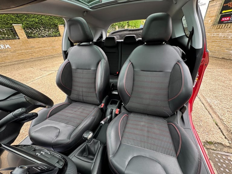 2016 Peugeot 208 1.2 Puretech Gt Line Hatchback HATCHBACK Petrol Manual