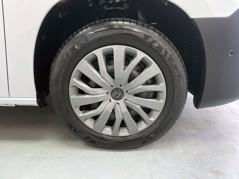 2024 Peugeot Partner 1000 Asphalt L2 LWB 1.5 BlueHDi 100ps Light Van Diesel Manual