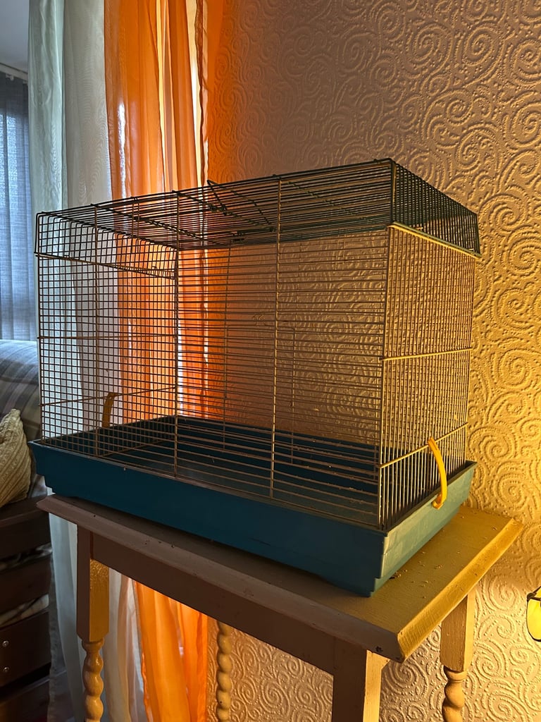 Small cage for pet