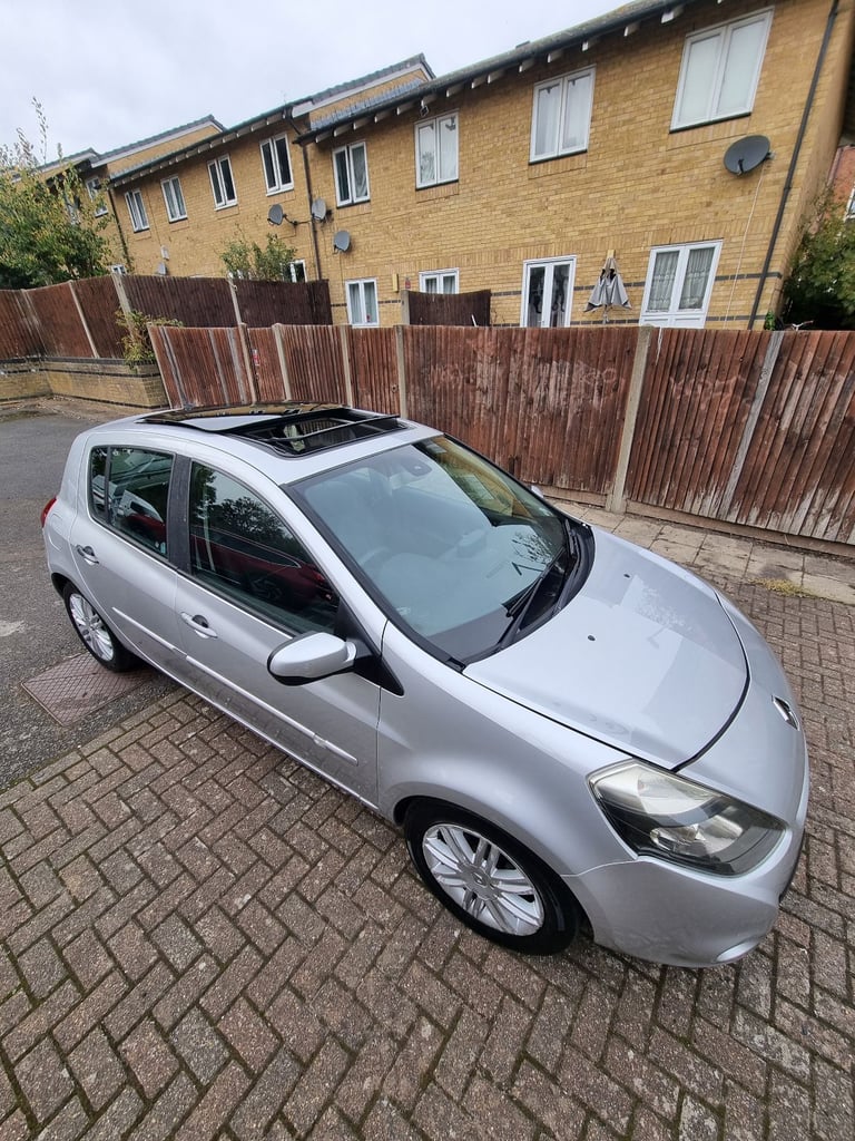 Renault, CLIO, Hatchback, 2010, Other, 1598 (cc), 5 doors