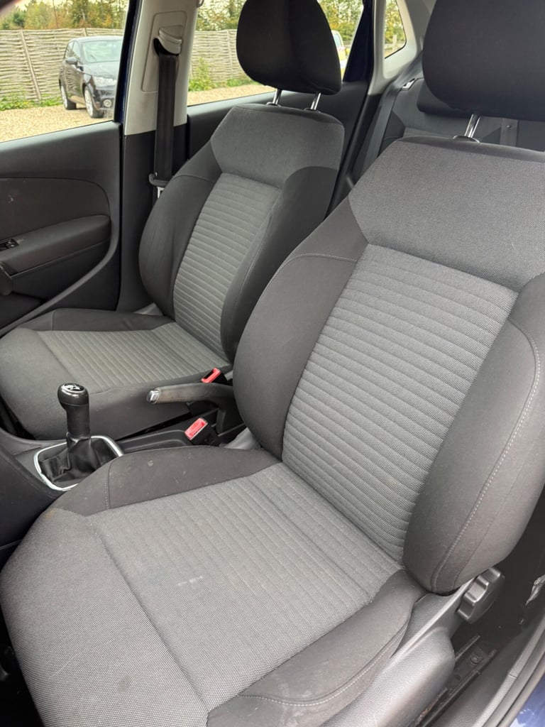 2010 Volkswagen Polo 1.2 70 SE 5dr HATCHBACK PETROL Manual