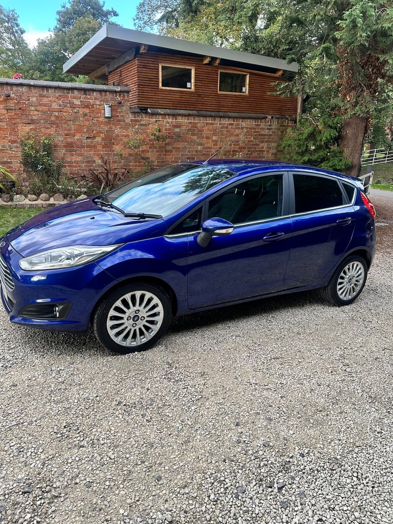 2015 Ford Fiesta 1.0 EcoBoost 125 Titanium 5dr HATCHBACK Petrol Manual
