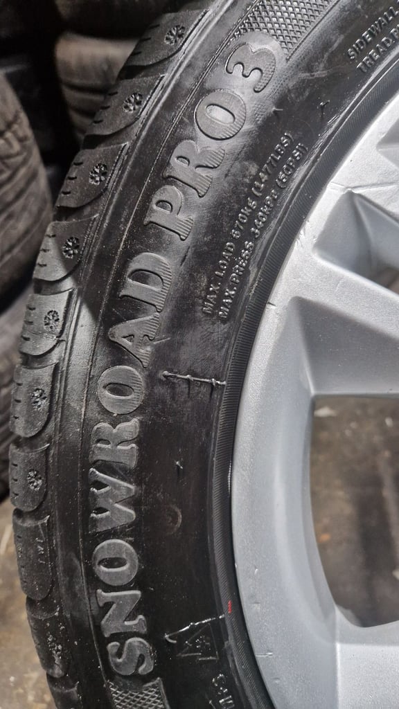 16" ford focus alloy wheel 