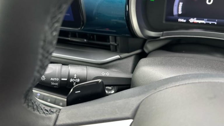 2025 Fiat 600 1.2 MHEV SUV 5dr Petrol Hybrid e-DCT Euro 6 (s/s) (100 ps) Automatic Hatchback Hybr...