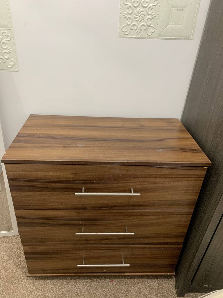 Storage drawer