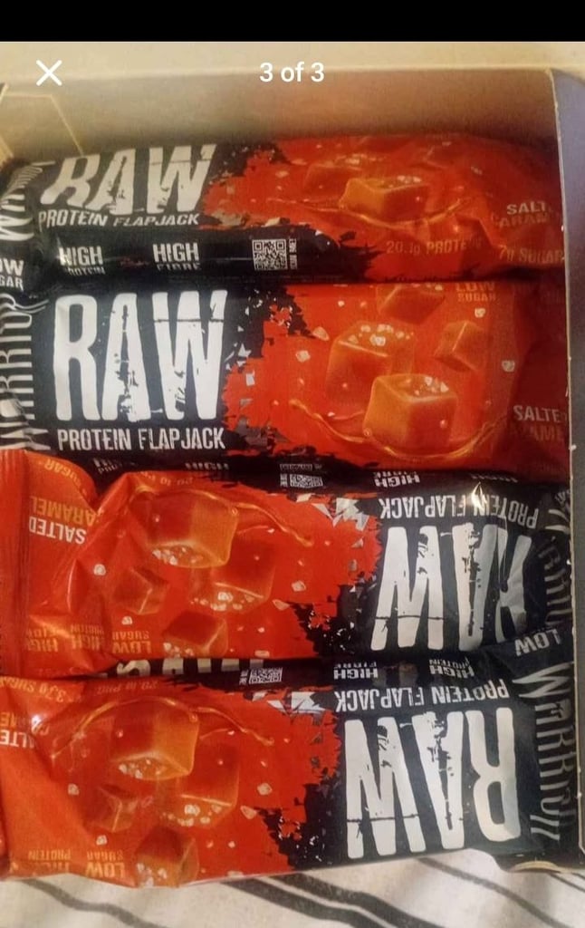 Warrior Protein Bars (Mixed items, 3 Choc, 4 Salted Caramel, 4 Red Velvet)