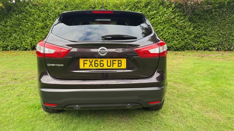 2016 Nissan Qashqai 1.5 dCi N-Connecta 5dr HATCHBACK Diesel Manual
