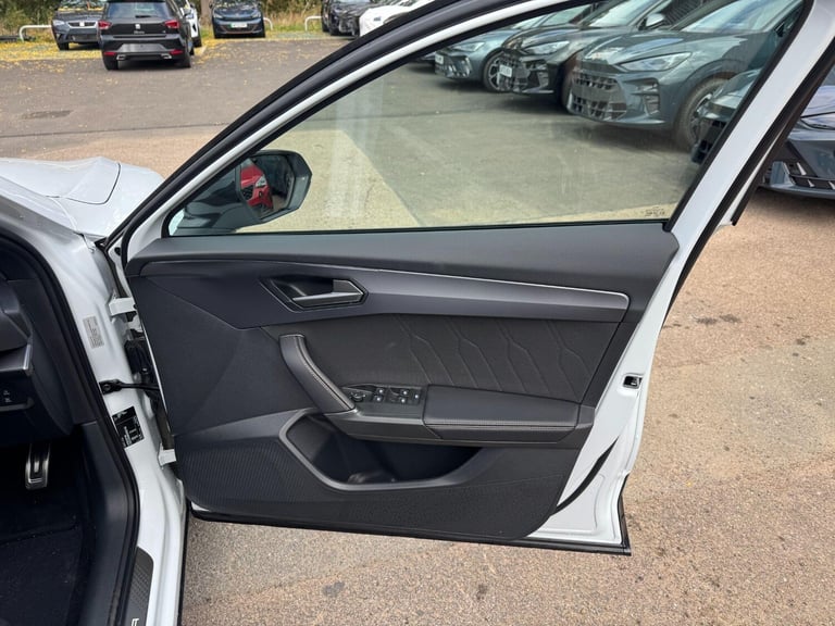 2025 Cupra Formentor 1.5 eTSI V1 SUV 5dr Petrol Hybrid DSG Euro 6 (s/s) (150 ps) HATCHBACK Petrol...