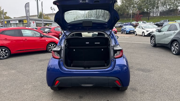 2022 Toyota Yaris 1.5 Hybrid Icon 5dr CVT Hybrid Hatchback Hatchback Hybrid Automatic
