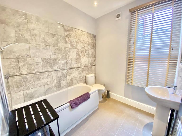 🏡 LUXURY 9 Bed House 🔥 Lincoln City Centre Location 🔥 Accredited 🏡