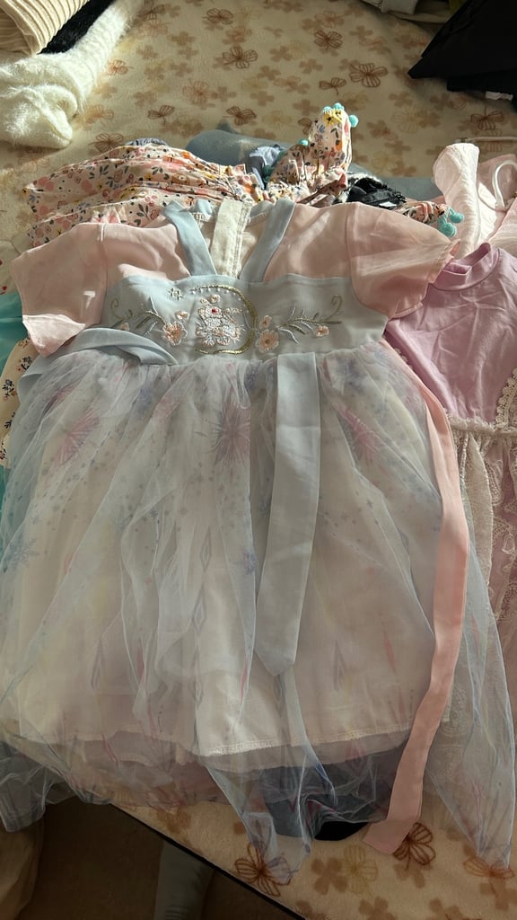 Girls clothes for sale 