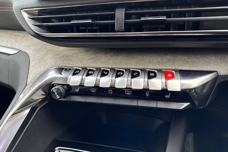 2021 Peugeot 3008 1.6 Hybrid4 300 GT 5dr e-EAT8 HATCHBACK PETROL/ELECTRIC Automatic