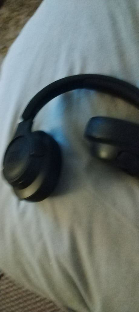 image for Jbl Bluetooth headphones 