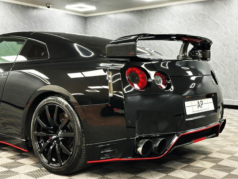2011 NISSAN GT-R 3.8 PREMIUM EDITION AUTO STAGE 4.25 DBA TITANIUM EXHAUSTS