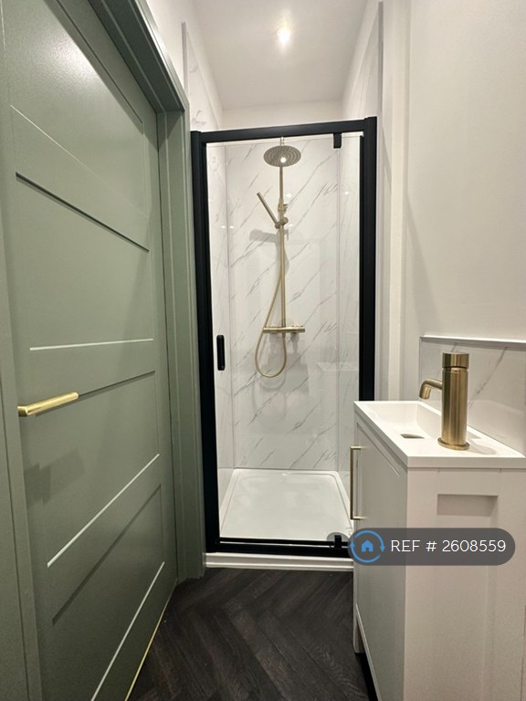 1 bedroom in College Avenue, Gillingham, ME7 (#2608559)