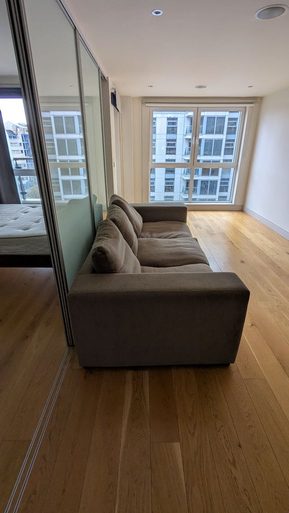 RAFT Sofa in solid Teak