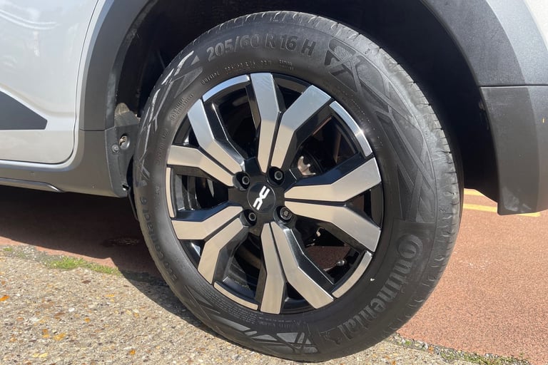 2023 Dacia Sandero Stepway 1.0 TCe Journey 5dr Hatchback Petrol Manual